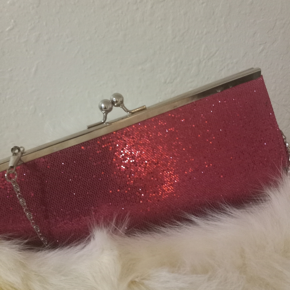 Glittery pink evening attire clutch bag